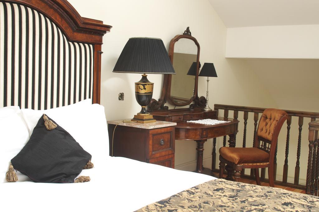 מלון לונגפורד Viewmount House חדר תמונה